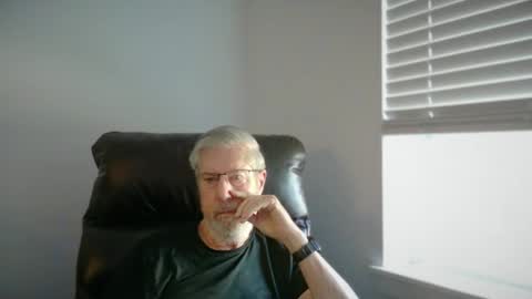 Snapshot of yougogirl_3 chatting on 05.30.26 Colorado Guy Straight online show from 05.30.26