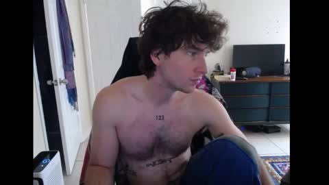 Snapshot of yougotmoxie chatting on 12.05.25 yougotmoxie online show from 12.05.25