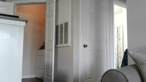 Snapshot of youneverknowimight2 chatting on 03.24.26 kindahorny online show from 03.24.26