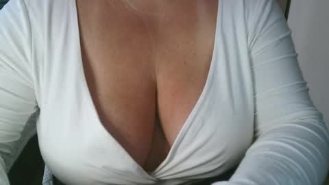 Maria Love online show from 02.12.26