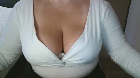 Maria Love online show from 02.16.26