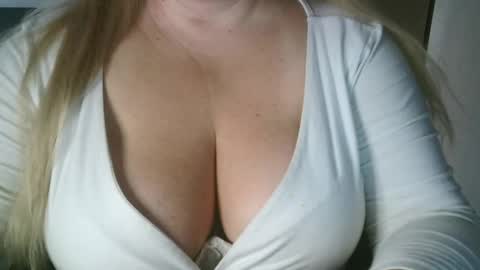 Maria Love online show from 04.14.26