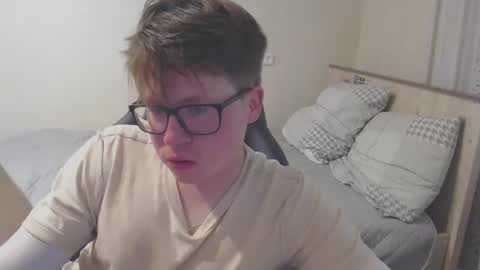 Max online show from 05.18.26