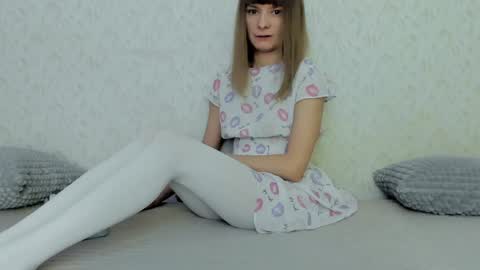 Snapshot of your_caramelka chatting on 12.03.24 Lily online show from 12.03.24