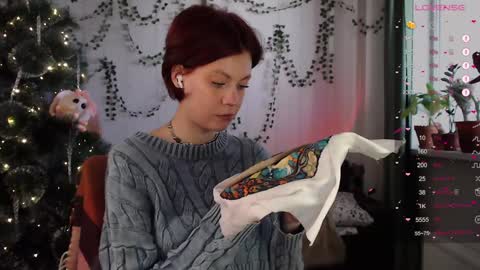Snapshot of your_corvus chatting on 12.17.24 your_corvus online show from 12.17.24