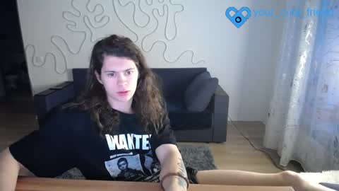 Snapshot of your_cute_friend chatting on 03.25.26 Fansly online show from 03.25.26