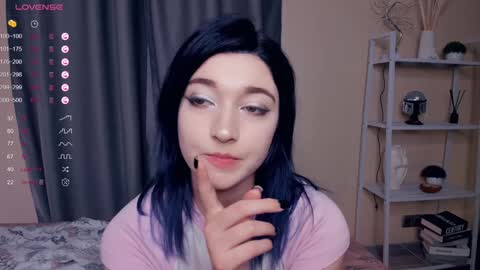 Lina online show from 02.04.25