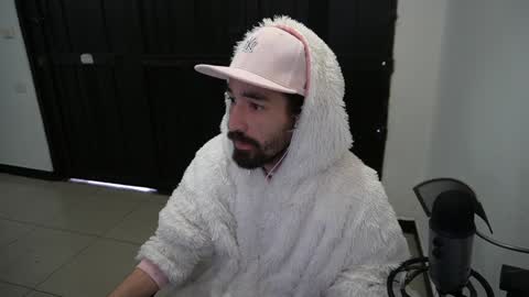 Snapshot of your_ice_cream chatting on 01.06.25 Siebel. online show from 01.06.25