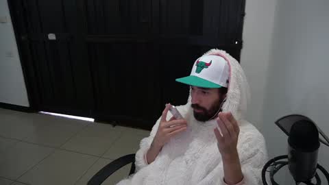 Snapshot of your_ice_cream chatting on 01.17.25 Siebel. online show from 01.17.25