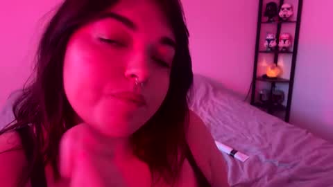 Your Lexi rose  online show from 06.17.26