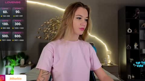 Jessica Loyd online show from 12.10.24