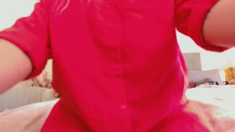 Snapshot of your_poison_girl chatting on 10.26.25 Helena online show from 10.26.25