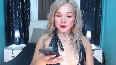 Snapshot of your_sex_addiction_69 chatting on 12.23.24 Casie online show from 12.23.24