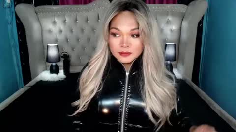 Snapshot of your_sex_addiction_69 chatting on 02.27.25 Casie online show from 02.27.25