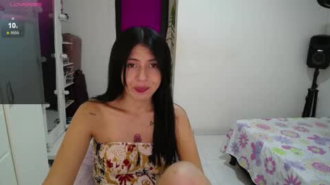 Danna  online show from 02.23.25