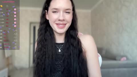 Mia  online show from 01.24.25
