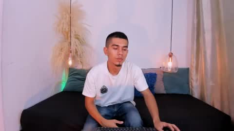Angel online show from 05.12.26