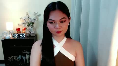 Snapshot of yourangelictransgirl chatting on 03.10.25 Hi its me Yna online show from 03.10.25