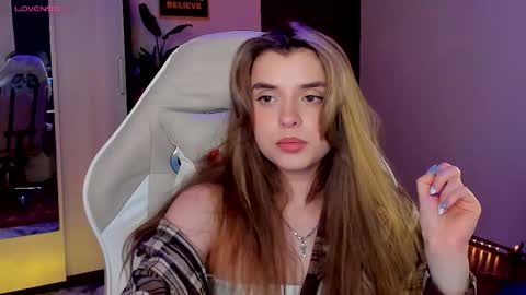 Snapshot of youranikka chatting on 10.05.25 Anikka online show from 10.05.25