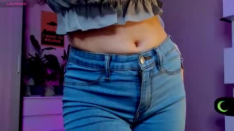 Snapshot of youranikka chatting on 10.08.25 Anikka online show from 10.08.25