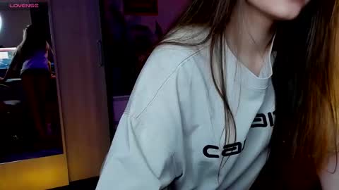 Snapshot of youranikka chatting on 10.09.25 Anikka online show from 10.09.25