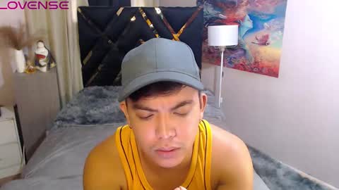 Snapshot of yourasian_bradley chatting on 10.08.25 yourasian_bradley online show from 10.08.25