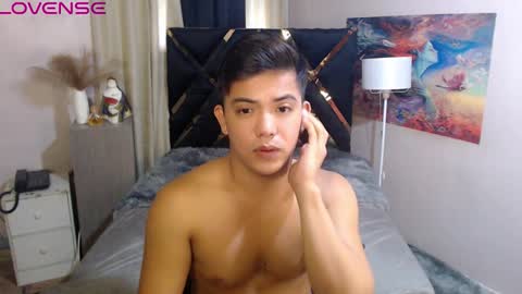 Snapshot of yourasian_bradley chatting on 10.09.25 yourasian_bradley online show from 10.09.25