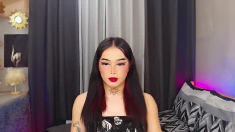 kim online show from 02.19.25