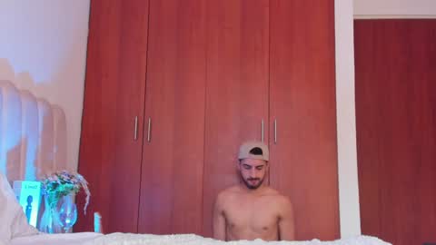 YOURBOYNEXTDOOR online show from 01.11.25