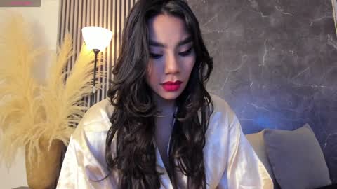 Selena online show from 01.27.25