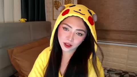 Snapshot of yourdevilsweettsx chatting on 01.06.25 JEN online show from 01.06.25