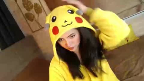 Snapshot of yourdevilsweettsx chatting on 09.16.25 JEN online show from 09.16.25