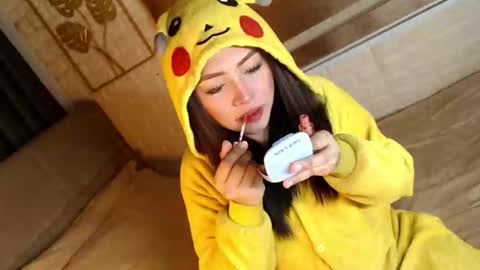 Snapshot of yourdevilsweettsx chatting on 10.26.25 JEN online show from 10.26.25