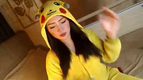 JEN  online show from 11.17.25