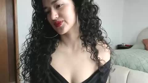 yourdreamgirl2025 online show from 03.11.26