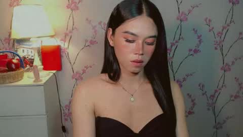 Snapshot of yourdreamgirljane chatting on 10.10.25 JANE online show from 10.10.25