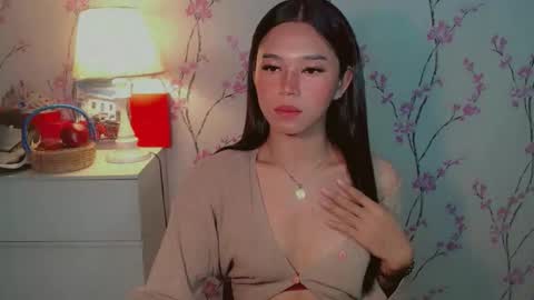 Snapshot of yourdreamgirljane chatting on 10.11.25 JANE online show from 10.11.25