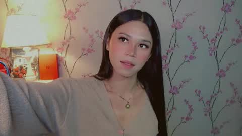 Snapshot of yourdreamgirljane chatting on 10.12.25 JANE online show from 10.12.25