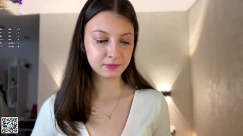 Emilia online show from 04.18.26