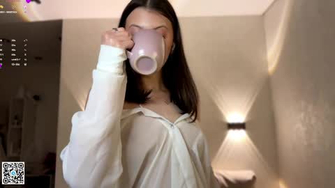 Emilia online show from 04.18.26