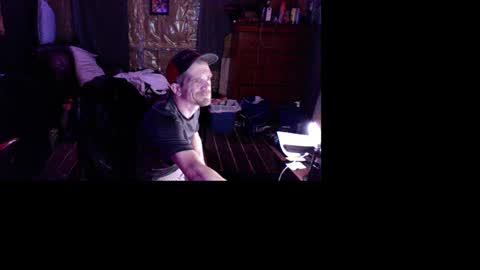 yourenotmytype69 online show from 01.05.25