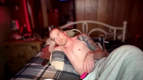 yourenotmytype69 online show from 10.10.25