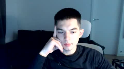 Snapshot of yourethan chatting on 10.21.25 yourethan online show from 10.21.25