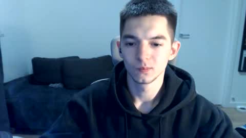 Snapshot of yourethan chatting on 10.22.25 yourethan online show from 10.22.25