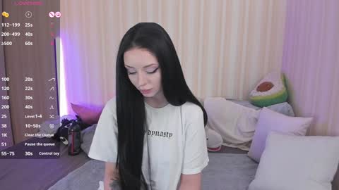 Mary online show from 12.05.24