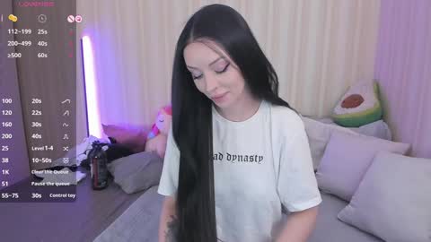 Mary online show from 12.10.24