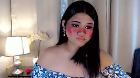 Snapshot of yourfavoratejessica chatting on 09.29.25 Jessica online show from 09.29.25