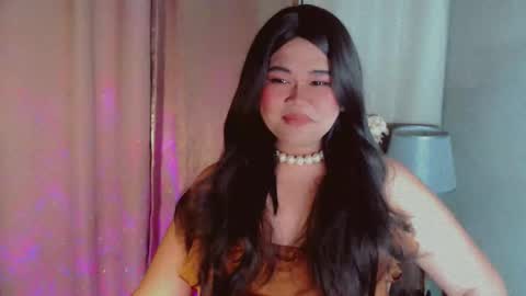 Snapshot of yourfavoratejessica chatting on 10.27.25 Jessica online show from 10.27.25