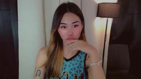 Snapshot of yourfavorateremi chatting on 10.23.25 Remrem online show from 10.23.25