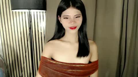 Vivian online show from 12.14.25